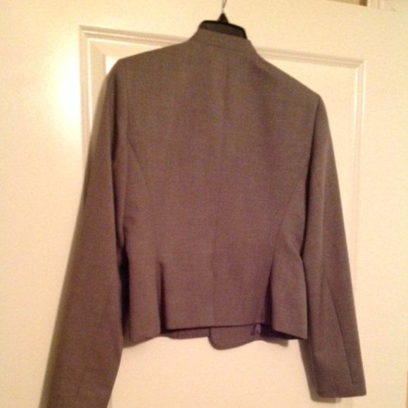 NINE & CO. Taupe Jacket - Size 6 - Picture 2 of 3